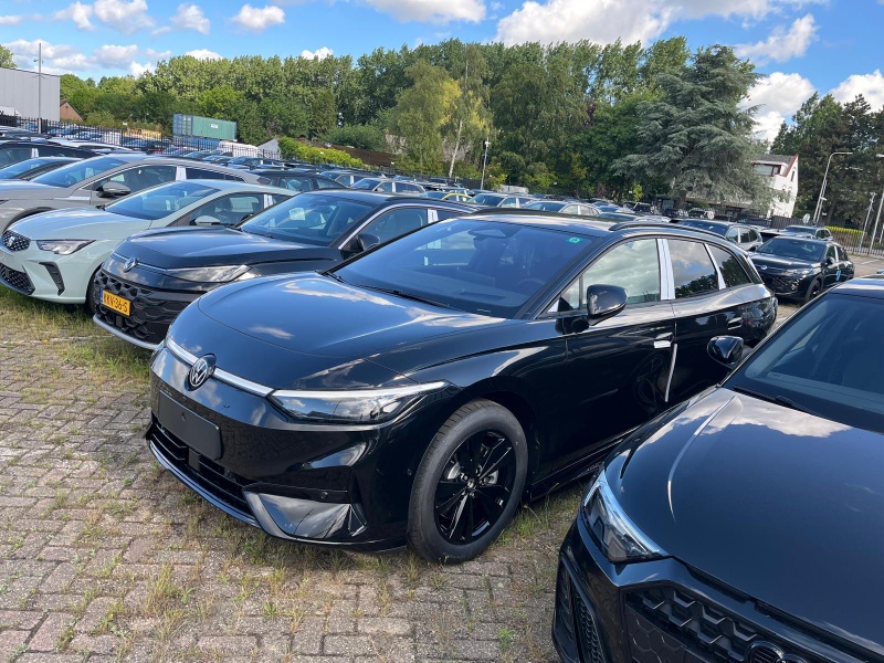 Afbeeldingslocatie: https://tweakers.net/i/b6iGX3ICEbUE-whwufIOMtiXTL4=/800x/filters:strip_icc():strip_exif()/f/image/d36uFLnGHrFTK5OK7Hguw1py.jpg?f=fotoalbum_large