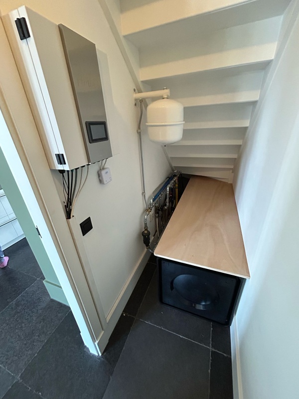 Afbeeldingslocatie: https://tweakers.net/i/b86w16a-WCom3hSoJxPUnkCh1_8=/x800/filters:strip_icc():strip_exif()/f/image/HBLDiMDdHXY5JEIrO8EOoiRT.jpg?f=fotoalbum_large