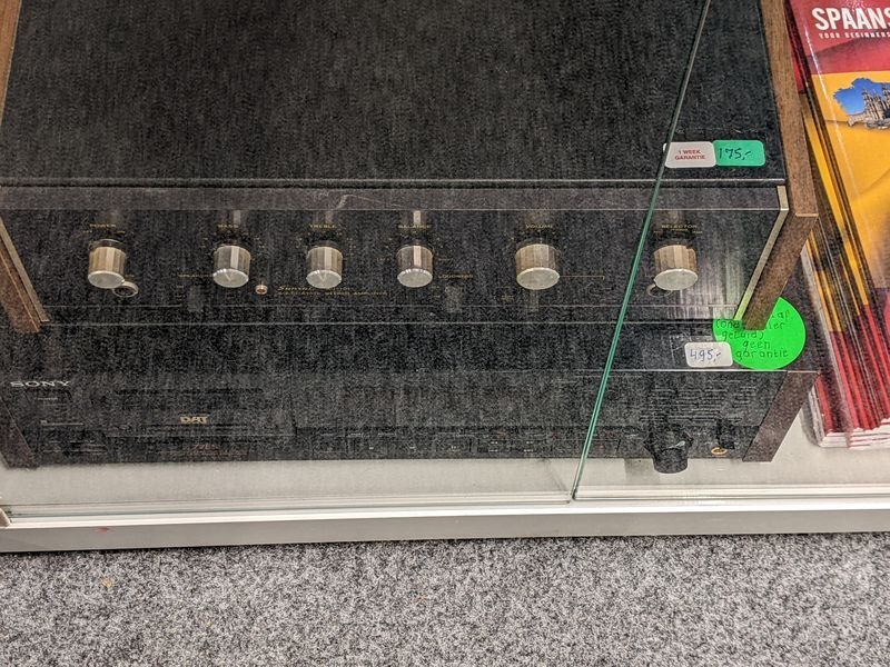 Afbeeldingslocatie: https://tweakers.net/i/b9QGvg8Tmf5sKH41FXB5KfC6H6A=/fit-in/4920x3264/filters:max_bytes(3145728):no_upscale():strip_icc():strip_exif()/f/image/4P3MajVtR3tCqHfbgxqpWq0V.jpg?f=user_large