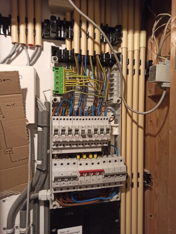 Afbeeldingslocatie: https://tweakers.net/i/bA4_Lpjsd3XPjkIpQOloVw0xEVM=/x800/filters:strip_icc():strip_exif()/f/image/jw0COB5Wg5V4Kfaoizyb2bs8.jpg?f=fotoalbum_large