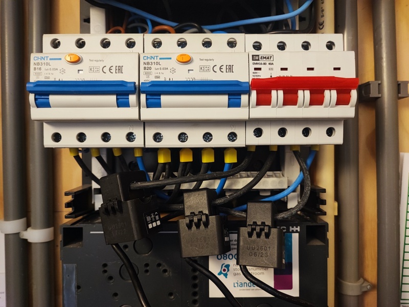 Afbeeldingslocatie: https://tweakers.net/i/bCz3A-waw2SB-wx_d4ri_Y65gtY=/800x/filters:strip_icc():strip_exif()/f/image/32KgiwybDMAyj2GAiD1yAKmK.jpg?f=fotoalbum_large