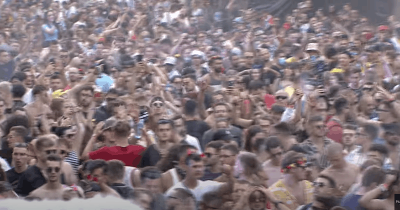 Afbeeldingslocatie: https://tweakers.net/i/bDdH2UYM_p2CGgJJ5m-1kEd3_2A=/800x/filters:strip_exif()/f/image/Ydd9dLjtFoTwdtk34ro07IDx.png?f=fotoalbum_large