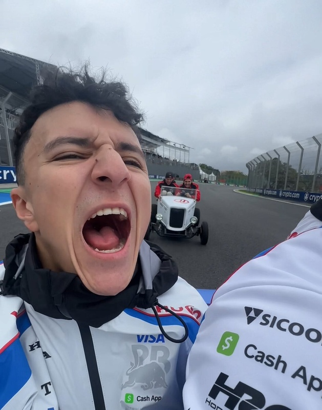 Afbeeldingslocatie: https://tweakers.net/i/bGtmFqQ_bAQ8AGr7d1CGWehWCTE=/x800/filters:strip_icc():strip_exif()/f/image/N7j4Bsobz4NivtuWZdhrptKQ.jpg?f=fotoalbum_large