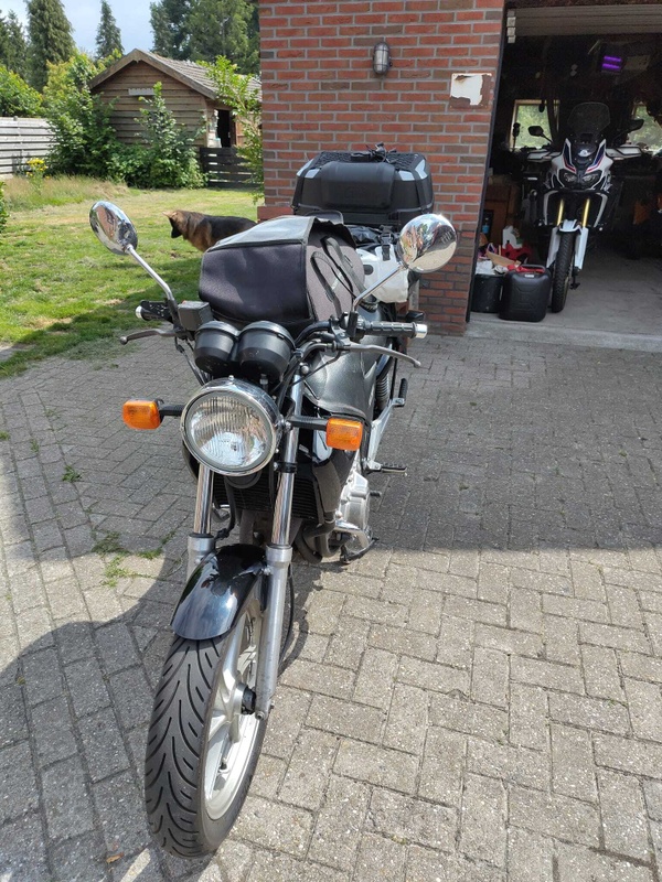Afbeeldingslocatie: https://tweakers.net/i/bHmAB9TwVzHLw2i3XnLsP5Vrro4=/x800/filters:strip_icc():strip_exif()/f/image/meltGmCpVkfX1zKuNmq6ysCk.jpg?f=fotoalbum_large
