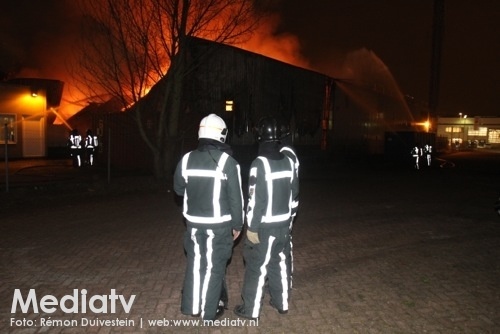 Brand bij Vodafone-pand