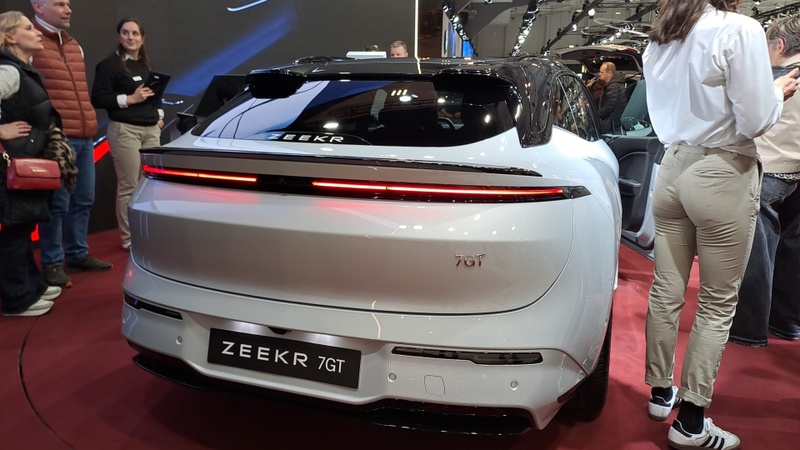 Afbeeldingslocatie: https://tweakers.net/i/bV2j0IoBvWEL3SE_PxaBvYvGFzk=/800x/filters:strip_icc():strip_exif()/f/image/YALu5uEoV3q6QRvC6rSAiH1e.jpg?f=fotoalbum_large