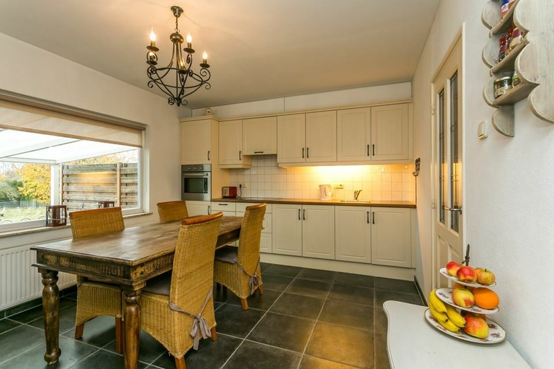 Afbeeldingslocatie: https://tweakers.net/i/bVlPVn9YYOo0kcDazIAh-Kfrj9E=/800x/filters:strip_icc():strip_exif()/f/image/JAiPFVeEpOVM0Dm5MHzuH4DE.jpg?f=fotoalbum_large