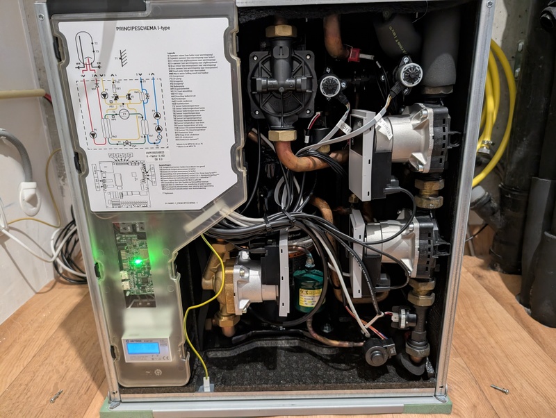 Afbeeldingslocatie: https://tweakers.net/i/bWXmZKD6dbw9pFuGRXvNPi_9bqw=/800x/filters:strip_icc():strip_exif()/f/image/lZjq7njkGMq73Ut2czUJTY5z.jpg?f=fotoalbum_large