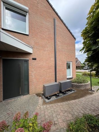 Afbeeldingslocatie: https://tweakers.net/i/bXHJ1ACx_9tDMRDNZyEnfSWfVf8=/fit-in/4920x3264/filters:max_bytes(3145728):no_upscale():strip_icc():strip_exif()/f/image/gBqGUV7MBrvZlWT5gbVDggxk.jpg?f=user_large