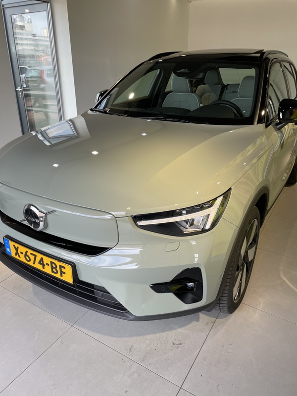 Afbeeldingslocatie: https://tweakers.net/i/bZyo4VfJKWt5n2la1ZDmtMFJxPg=/x800/filters:strip_icc():strip_exif()/f/image/fPBnsa6YtFSIKLDZLl89QG0r.jpg?f=fotoalbum_large