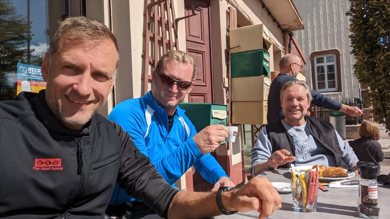 Afbeeldingslocatie: https://tweakers.net/i/biDb-Hx2s4I4XQV7aJNa1pHJDcQ=/800x/filters:strip_icc():strip_exif()/f/image/Q2r1IrNwlED9mjjf9LLGCoAt.jpg?f=fotoalbum_large