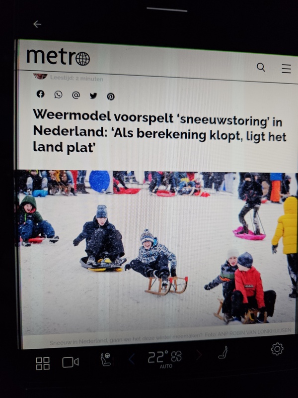 Afbeeldingslocatie: https://tweakers.net/i/bn53ccgJTUC6gA8orz4hkhsReb4=/x800/filters:strip_icc():strip_exif()/f/image/7hoVp1XlJ3pLKfn0KAhI9j9T.jpg?f=fotoalbum_large