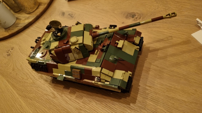 Afbeeldingslocatie: https://tweakers.net/i/bnpCCvg-x5-sNPmH99PPjsr0yq8=/800x/filters:strip_icc():strip_exif()/f/image/SkWXqEiGWLNWqIqG7RIjWrYD.jpg?f=fotoalbum_large