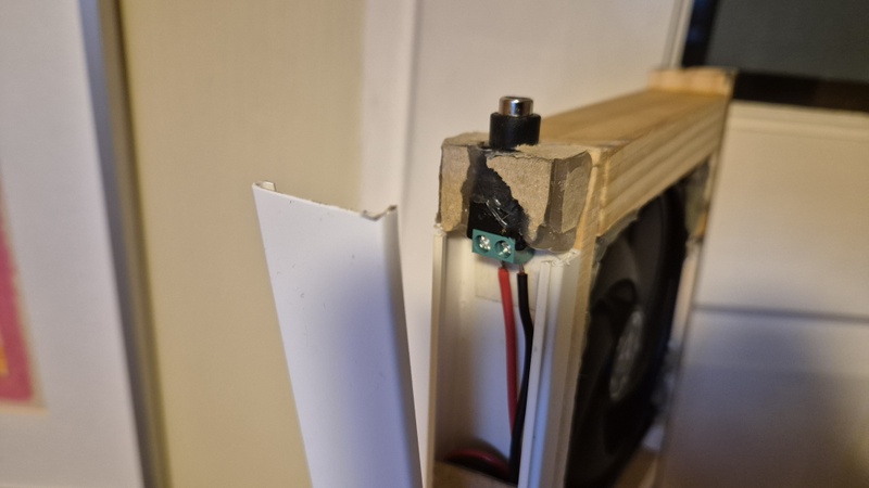 Afbeeldingslocatie: https://tweakers.net/i/bnx05H3pDGfgmalBHY7pfj2VMdA=/800x/filters:strip_icc():strip_exif()/f/image/CaqXa1SRrnI9sXxDjqoNAcsv.jpg?f=fotoalbum_large