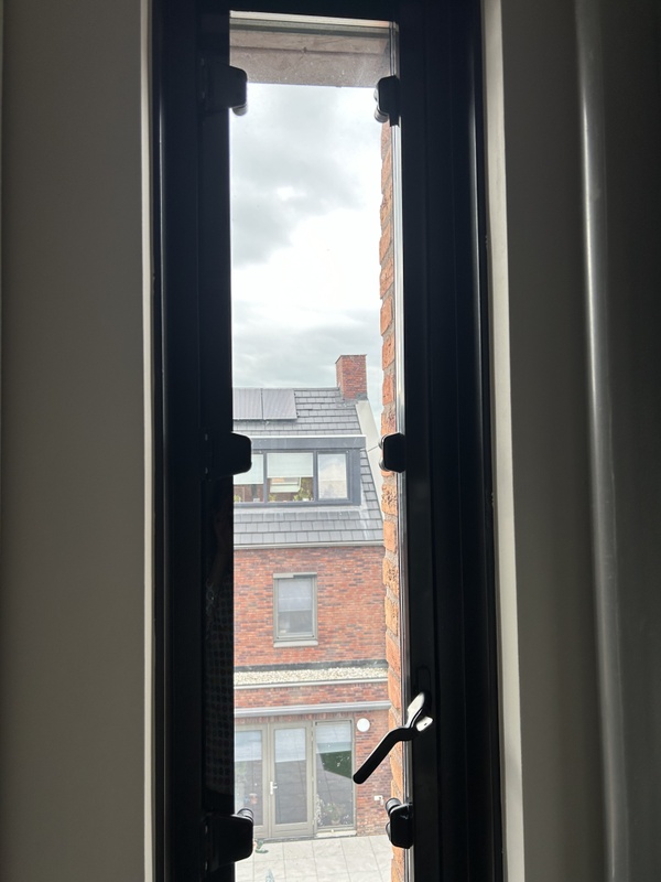 Afbeeldingslocatie: https://tweakers.net/i/bwdR0jTsTPLIiECqrMZtZxq-3LI=/x800/filters:strip_icc():strip_exif()/f/image/gIyGAhkySbrJjKg7zbkxcZZ5.jpg?f=fotoalbum_large
