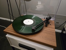 Afbeeldingslocatie: https://tweakers.net/i/bxrqZtSOBTQwDdvknEQ-BgdYvY0=/234x176/filters:strip_icc():strip_exif()/f/image/CZc18rz82r6pq7xQo19MX6Wt.jpg?f=fotoalbum_medium