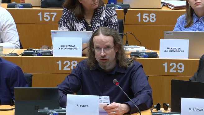 Ross Scott bij de hoorzitting van het Europees Parlement. Bron: Europees Parlement