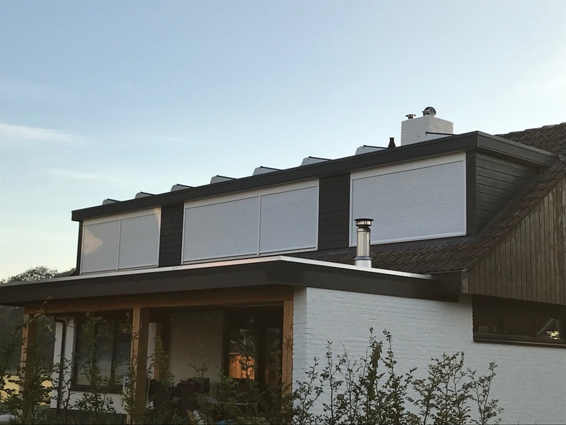 Afbeeldingslocatie: https://tweakers.net/i/c2IVunwrAiBJ6ykerBkoGfmj4MY=/800x/filters:strip_icc():strip_exif()/f/image/7FtG0aSaNTDR3FXl3G2PKsnE.jpg?f=fotoalbum_large
