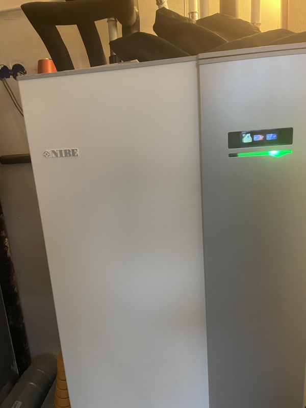 Afbeeldingslocatie: https://tweakers.net/i/c3FgxOpyB1JblJGzh1zcQL680aY=/x800/filters:strip_icc():strip_exif()/f/image/yZK1wpumOFrZ6gMTOyruBjWj.jpg?f=fotoalbum_large