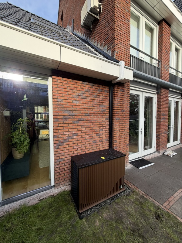 Afbeeldingslocatie: https://tweakers.net/i/c4gI4uAtTApZA4pgZxJVGTm9dWg=/x800/filters:strip_icc():strip_exif()/f/image/lwDT7EFyMqnV41rRDGxSQuWb.jpg?f=fotoalbum_large