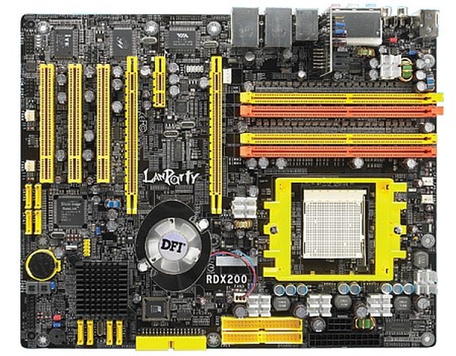 DFI Lanparty UT RDX200 CF DR Xpress200 PCI e Sound LAN SATA II 
