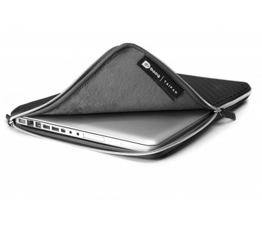 Booq Taipan spacesuit 15 Touchbar