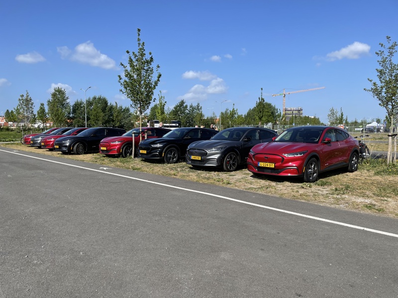 Afbeeldingslocatie: https://tweakers.net/i/c8ATEuvizMAae6oif7oLeeUscf4=/800x/filters:strip_icc():strip_exif()/f/image/sCoEGbANODd7JoGyFLleQczV.jpg?f=fotoalbum_large