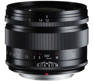 Voigtländer 50mm / 1:1.2 Nokton