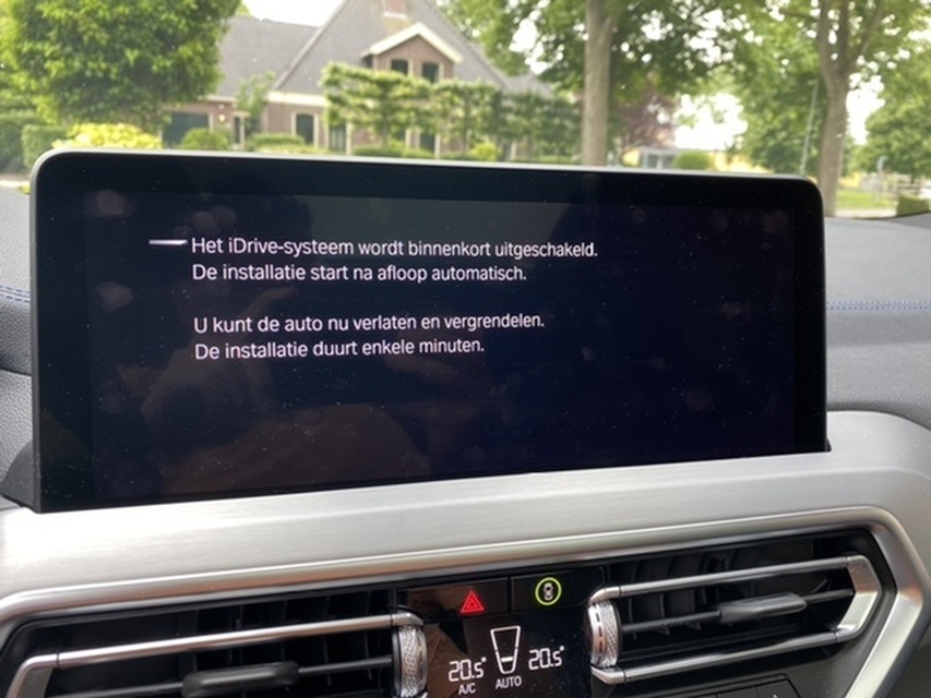 Afbeeldingslocatie: https://tweakers.net/i/cBAwiXFigFb-MIHE93WwuA7SQmE=/full-fit-in/4920x3264/filters:max_bytes(3145728):no_upscale():strip_icc():fill(white):strip_exif()/f/image/s5XyorWZ0ehPUHC63AsdbLLs.jpg?f=user_large