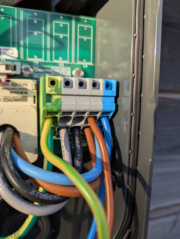 Afbeeldingslocatie: https://tweakers.net/i/cCN3PuMe9H8WK5dEBpSPNSm5LR0=/x800/filters:strip_icc():strip_exif()/f/image/Z7taBO29EqzxKsVoDwfwCoDA.jpg?f=fotoalbum_large