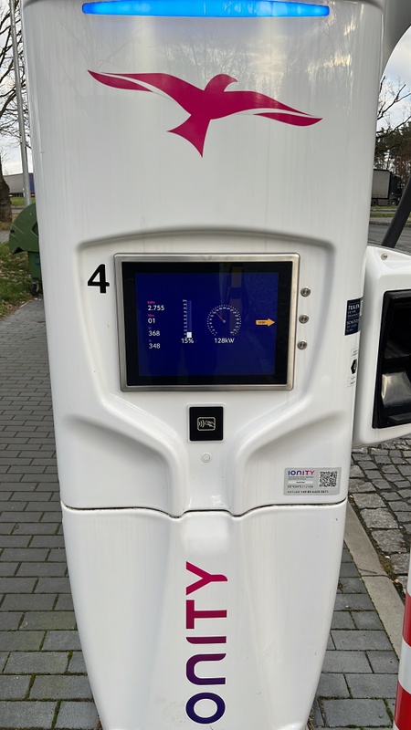 Afbeeldingslocatie: https://tweakers.net/i/cH0fdk4aBO-3NbgrB8NLR3Vnmpk=/x800/filters:strip_icc():strip_exif()/f/image/wfmoAoKdcxp3vft3BCTRJw1f.jpg?f=fotoalbum_large