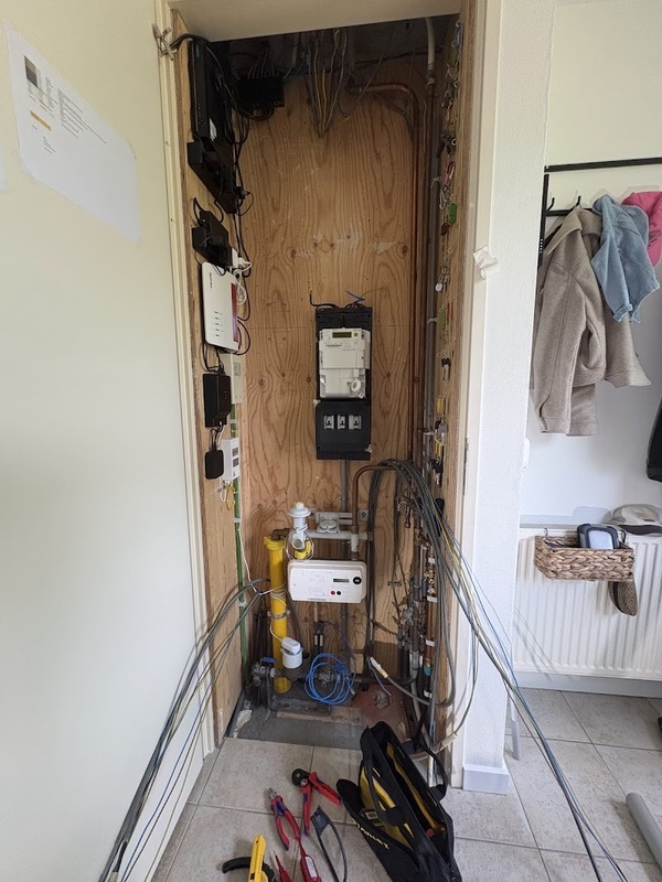 Afbeeldingslocatie: https://tweakers.net/i/cHhOvFksXlqwWmcvc1qjazM2eO4=/x800/filters:strip_icc():strip_exif()/f/image/TeFW3WmyuibhjBTCckurs8dc.jpg?f=fotoalbum_large