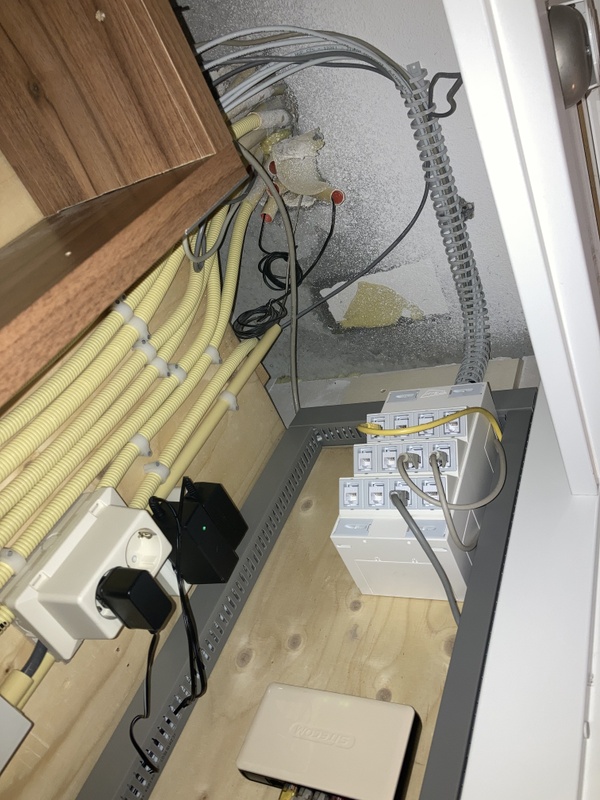Afbeeldingslocatie: https://tweakers.net/i/cOi23PaRyYOEpUvIGWLcrTsKG0A=/x800/filters:strip_icc():strip_exif()/f/image/OfDraxKuYqzFqC8BtHYInqXS.jpg?f=fotoalbum_large