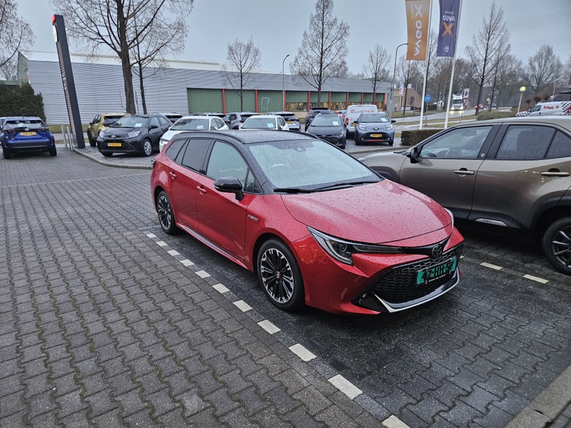 Afbeeldingslocatie: https://tweakers.net/i/cQZFmlceNsjujqsk081kCrTtvCg=/800x/filters:strip_icc():strip_exif()/f/image/g9d2UU1cFAAOEkCwdSWcQhz3.jpg?f=fotoalbum_large