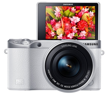 Samsung NX500 + 16-50mm F3.5-5.6 Power Zoom Wit