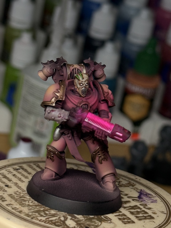 Afbeeldingslocatie: https://tweakers.net/i/cU0AiLjIcATEA_2oLRsMg0KM4no=/x800/filters:strip_icc():strip_exif()/f/image/oeZx6Y0BxZdIZryQZ5s81Zyu.jpg?f=fotoalbum_large