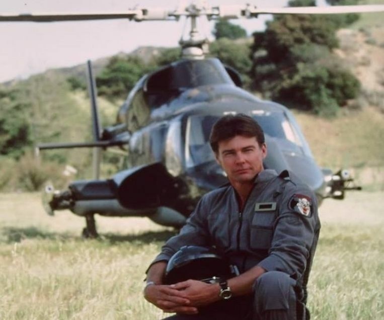 Afbeeldingslocatie: https://tweakers.net/i/cUYRoDF53dsipTzycXhnNHxcHk0=/full-fit-in/4920x3264/filters:max_bytes(3145728):no_upscale():strip_icc():fill(white):strip_exif()/f/image/PO8iV2ovJIq2N6s8QvAHjOuO.jpg?f=user_large