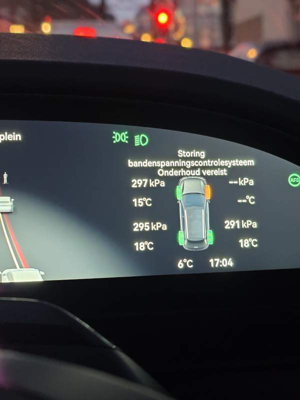 Afbeeldingslocatie: https://tweakers.net/i/cWpBKrS9g7vtgUAd1JHILfEx0mM=/x800/filters:strip_icc():strip_exif()/f/image/qWr63LXy79JimsTWlHmwWamr.jpg?f=fotoalbum_large