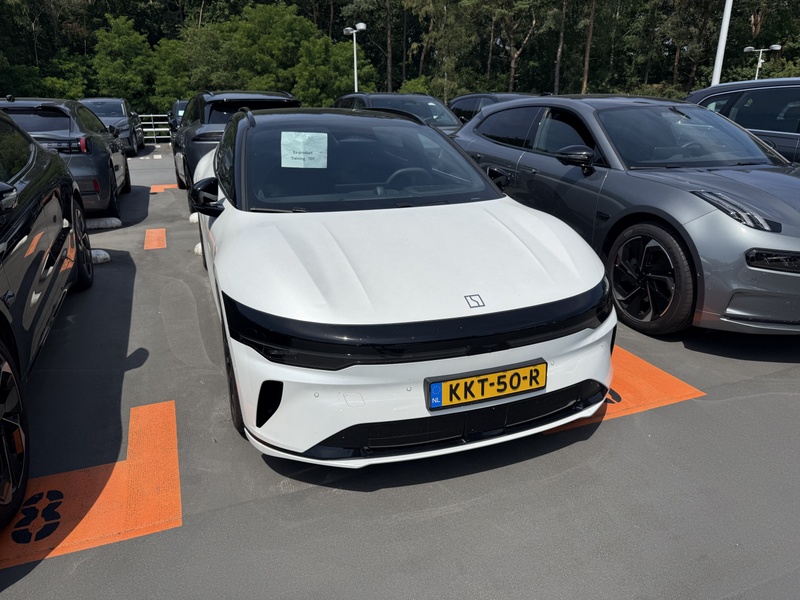 Afbeeldingslocatie: https://tweakers.net/i/cYAi0Ho-lwWGUDsrUvX_lZptOpY=/800x/filters:strip_icc():strip_exif()/f/image/R2PnsfJXCiKRoGKhyL1WrkM2.jpg?f=fotoalbum_large