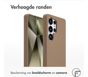 Accezz Liquid Silicone Backcover met MagSafe