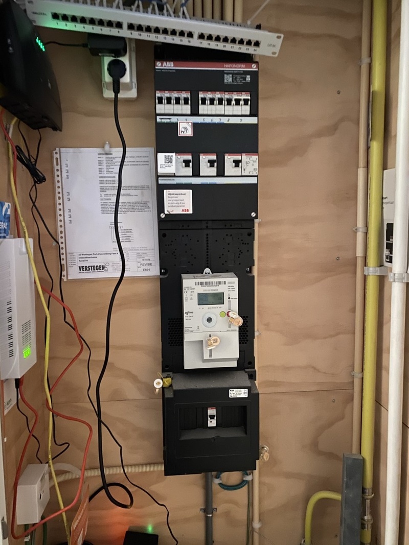 Afbeeldingslocatie: https://tweakers.net/i/ce3_ht6CEpGdf-7E64E5NzS9uNU=/800x/filters:strip_icc():strip_exif()/f/image/QouO2Cz4fvFmAkbWDyY0o1E3.jpg?f=fotoalbum_large