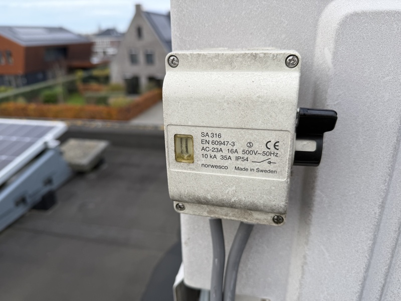 Afbeeldingslocatie: https://tweakers.net/i/ceUEm8liAwPnqbMf5zNbUJwEYnE=/800x/filters:strip_icc():strip_exif()/f/image/R6C7wsTwEcga0eoaXuQDsQr6.jpg?f=fotoalbum_large