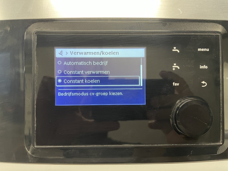 Afbeeldingslocatie: https://tweakers.net/i/ch_cH6yLKT6vXnocWyFAJxHPNJ4=/800x/filters:strip_icc():strip_exif()/f/image/8cCycBGWc37bsMYSQZVwxDpk.jpg?f=fotoalbum_large