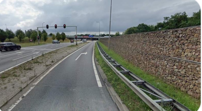 Afbeeldingslocatie: https://tweakers.net/i/ck4fF64AA8qCSDS3SLeZMOzIRjU=/800x/filters:strip_icc():strip_exif()/f/image/BjysQv5PTJvhhKRw0gAEZHoi.jpg?f=fotoalbum_large