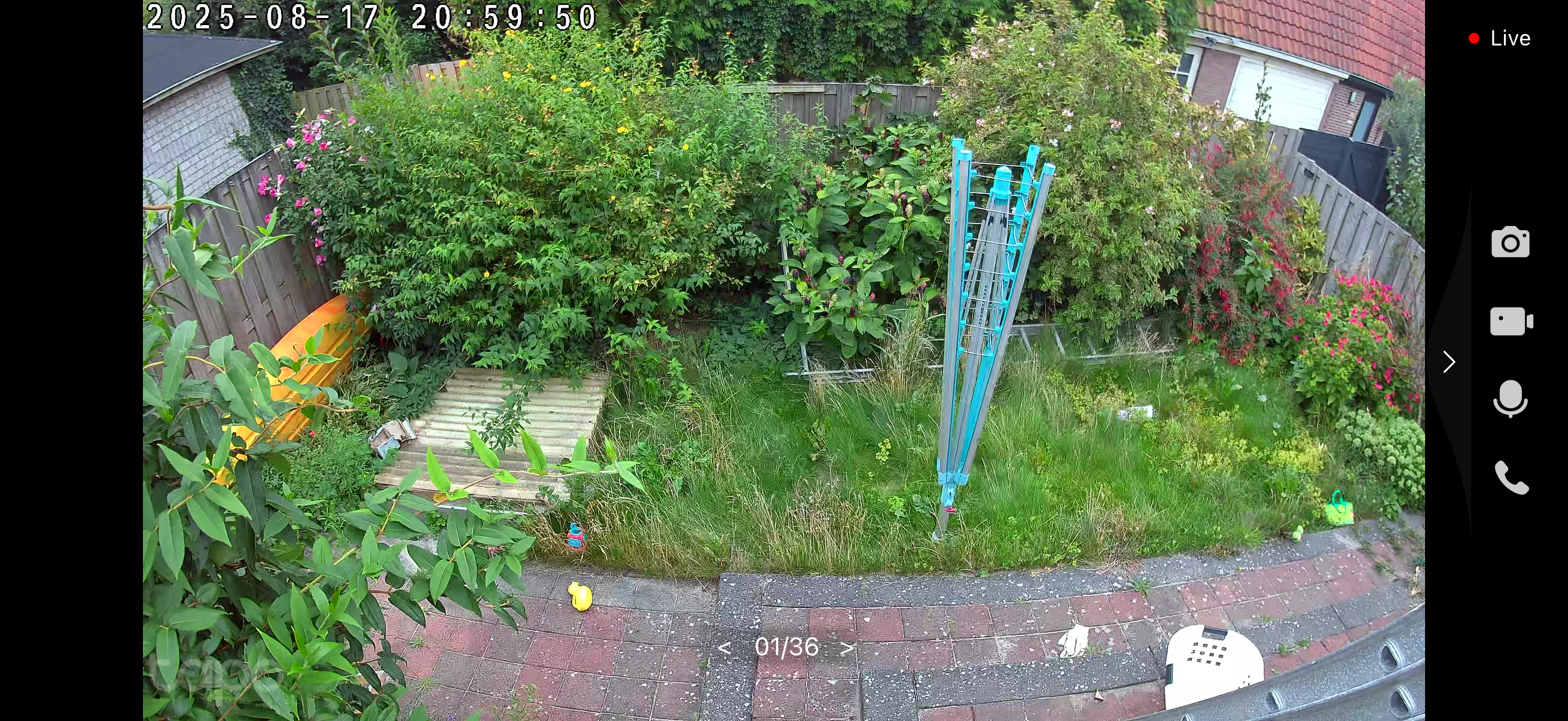 Afbeeldingslocatie: https://tweakers.net/i/cl9Jq3S3Jk803FXSNwg4PlrWwTw=/m/383141/1UNL6OY7LXsfm2BWi9rgVKhbZpOJiaKQDfeZb3XwaKg08aar0j.png