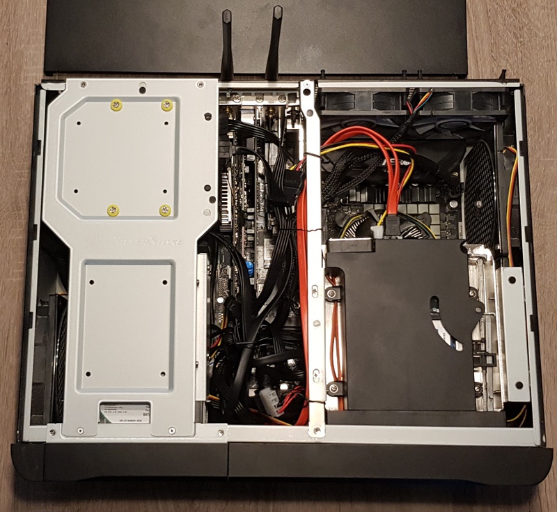 Afbeeldingslocatie: https://tweakers.net/i/cn_kdo_ZSJYjhXm-WfY1WZG2BRU=/800x/filters:strip_icc()/f/image/eq6HrBJfywRjuIaq8ODluwQJ.jpg?f=fotoalbum_large