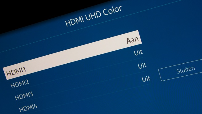 HDMI UHD color