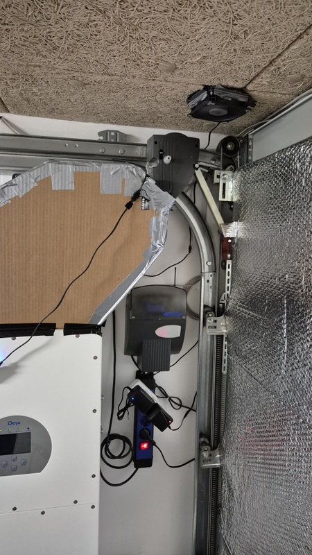 Afbeeldingslocatie: https://tweakers.net/i/cqE84he6VckqQFJhvhxR53yBrnE=/x800/filters:strip_icc():strip_exif()/f/image/rEJ6e19w07JtloK3NRGHZpJy.jpg?f=fotoalbum_large