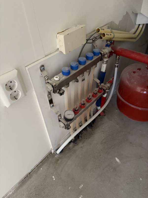 Afbeeldingslocatie: https://tweakers.net/i/ctUjH8VBcdnFriJL0jQIO5WP0Wg=/x800/filters:strip_icc():strip_exif()/f/image/LecYUYLsRZtnZqGkkmprCM1a.jpg?f=fotoalbum_large