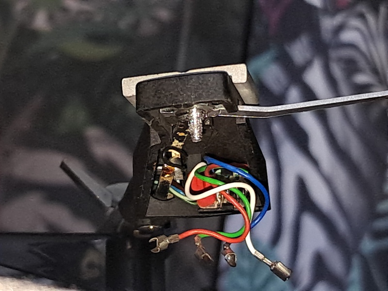 Afbeeldingslocatie: https://tweakers.net/i/cuNvLi-f7nbpQk6Y44wdFkPxOY8=/800x/filters:strip_icc():strip_exif()/f/image/HaqHTMBuu4eYO63bXG0cX6zu.jpg?f=fotoalbum_large